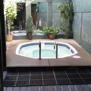 frogs hot tubs spa    reviews massage  school st