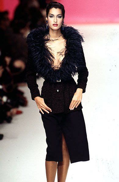 Yasmeen Ghauri Yasmeen In 2019 Haute Couture Mode Ysl