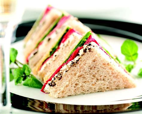 sandwiches del rodilla rellenos  sandwich sandwiches de miga recetas de sandwich