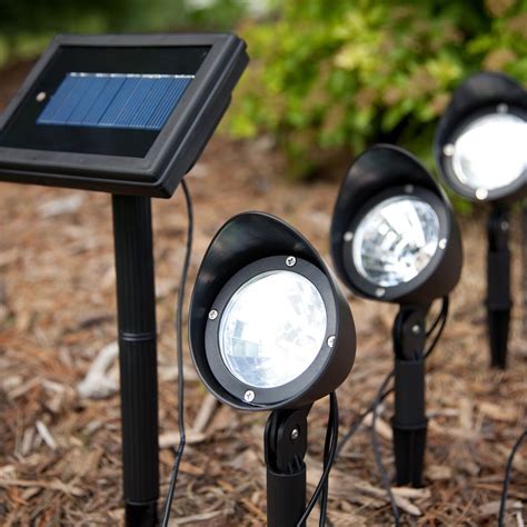 highlighting  features  amazing solar spot lights outdoor