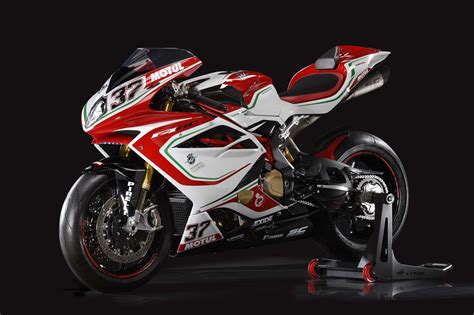 Here Are Some Photos Of The 2017 Mv Agusta F4 Rc