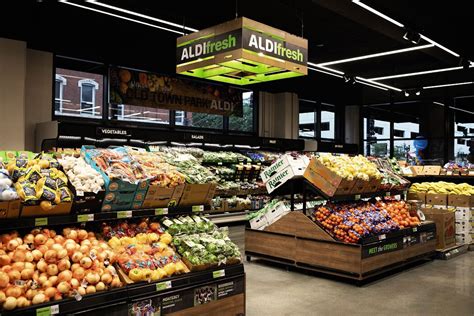 aldis newest store opens  haymarket  week wtop news