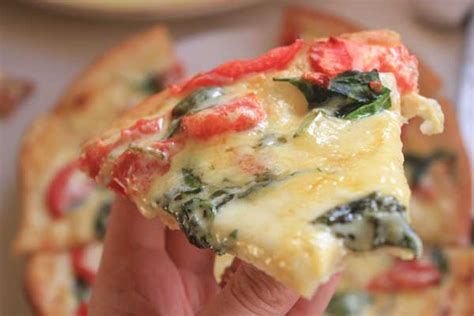 spinach alfredo pizza veggie mama