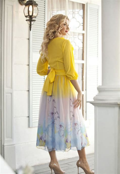 heldere zomer bloemen pak licht pak gele pak  lijn rok etsy mode stijl de jurk jurk met