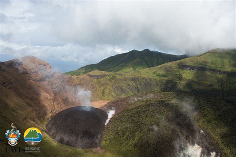 scientists  monitor  erupting la soufriere volcano winnfm