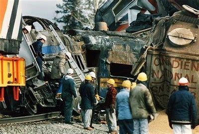 hinton train disaster images  disaster msimagesorg