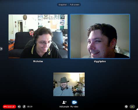 skype 5 1 for windows available with group video calling
