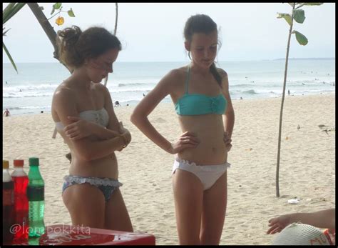 Bule Bule Berbikini Di Pantai Kuta Bali Part 2