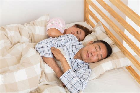 whats   sleep position  combat heartburn harvard health