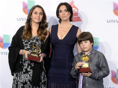 Los Grammy Latino Se Rinden Al Legado De Paco De Lucía