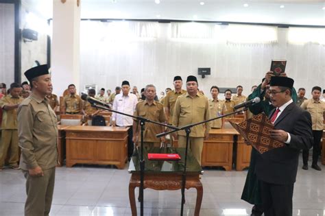 ilham resmi dilantik sebagai penjabat sekretaris daerah kabupaten