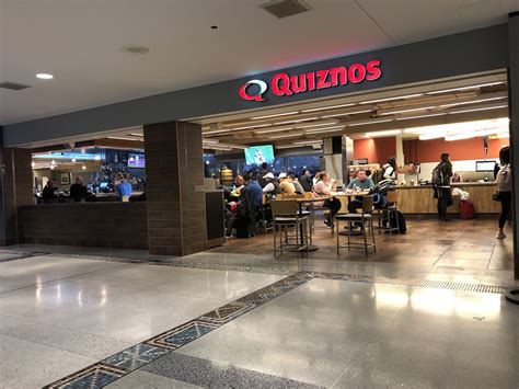 dining guide  denver international airport   eat food