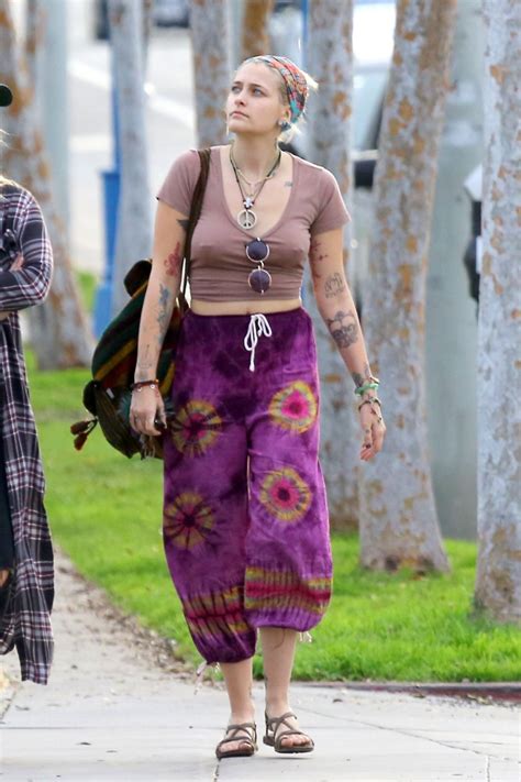 paris jackson braless 32 photos thefappening