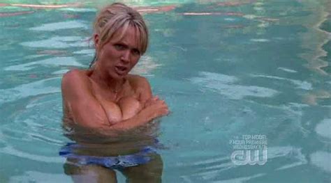 naked barbara alyn woods in one tree hill