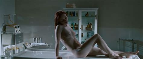Nude Video Celebs Christina Ricci Nude After Life 2009