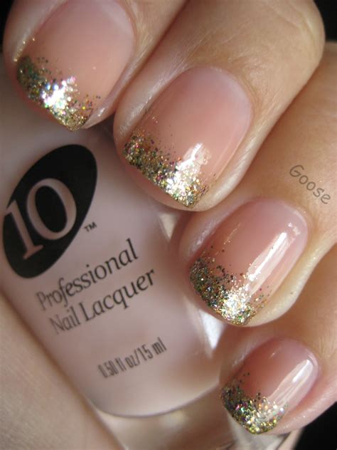 Goose S Glitter The 12 Days Of Christmas Nails Day 6 Gold Gradient