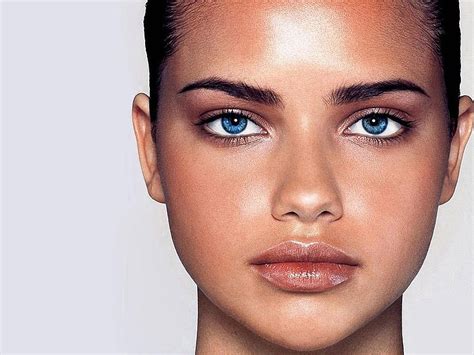 free download adriana lima female model lima eyes sexy adriana