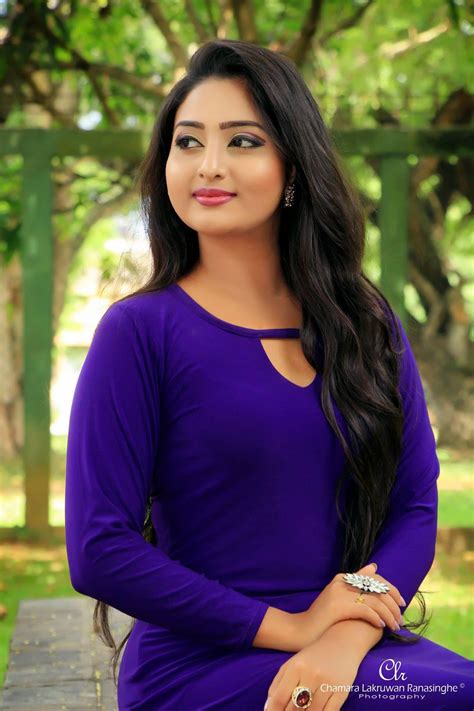 sri lankan beautiful hot actress models vinu udani
