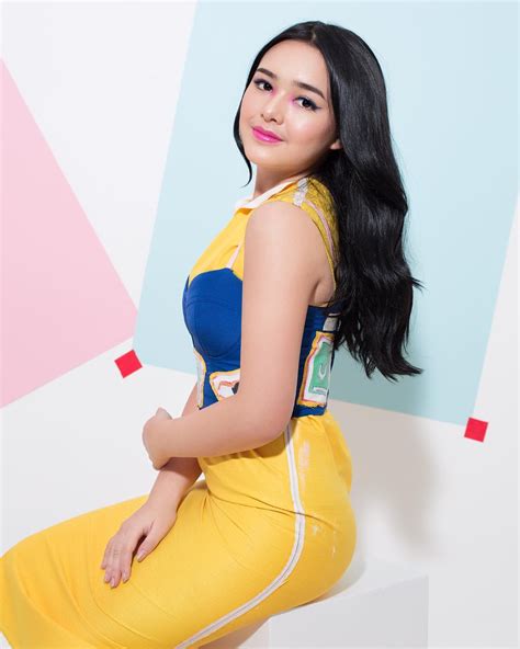Model Majalah Popular Telanjang Nanda Fhoto Elvina Purwanti19