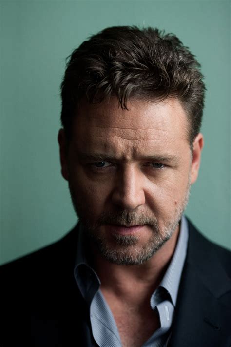 smartologie russell crowe photographed  greg williams