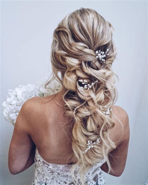 37 Perfect Wedding Hairstyles For Brides For Long Hair 2021 Updated