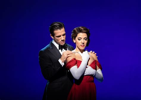 pretty woman the musical review piccadilly theatre good performances can t save this shallow