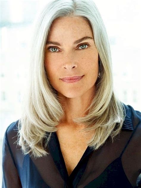 Breathtaking 41 Simple But Cool Makeup For Women Over 40