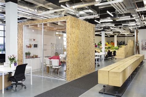 airbnbs european operations hub  dublin heneghan peng architects archdaily