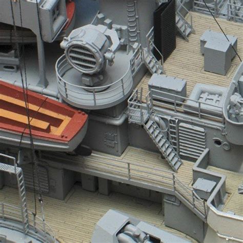 bismarck  model ship full kit modelspace