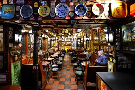 top   traditional irish pubs  bars  belfast perfect  trad sessions