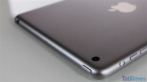apple ipad mini   google nexus   pocket sized tablet comparison aivanet
