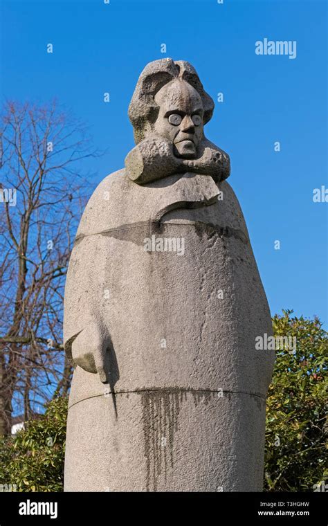 statue bergen norway  res stock photography  images alamy