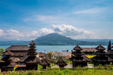 Wisata Desa Trunyan Bali Wisata Pemakaman Unik Di Bali