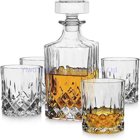 China Whiskey Decanter Set Premium 1 Sculpted Whiskey Decanter 25oz