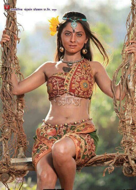 Sonali Kulkarni Marathi Actress Actresses Sonalee Kulkarni Dance