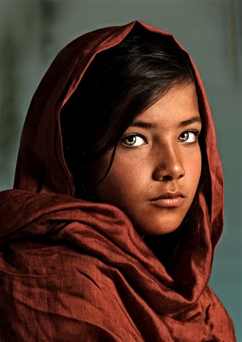 Afghan Girl Photo – Telegraph