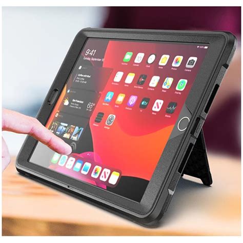 rugged series ipad   hybrid cover med stand sort