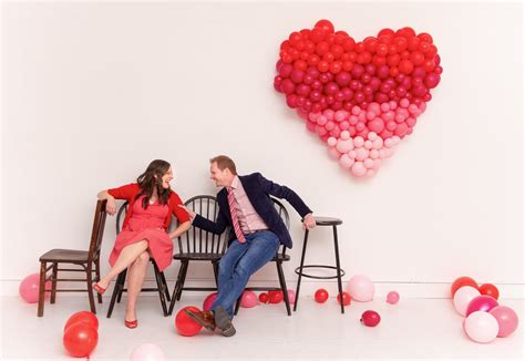 valentine s day photo shoot date idea friday we re in love