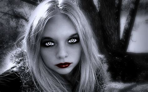 dark horror gothic fantasy vamire women face eyes wallpaper 1920x1200 29732 wallpaperup
