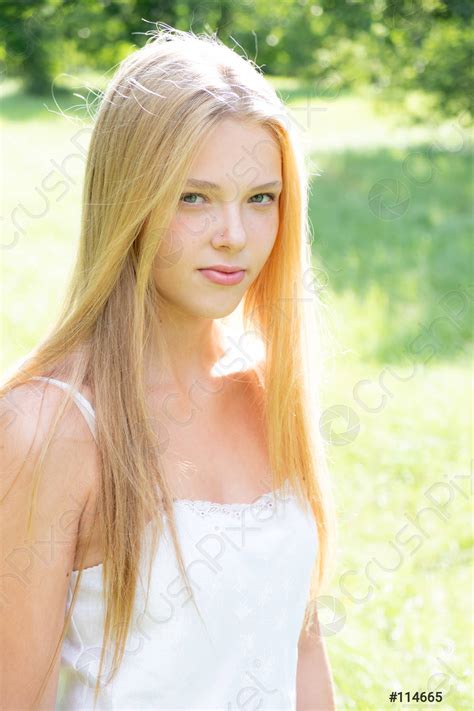 portrait   beautiful young summer girl beautiful blonde woman stock photo  crushpixel