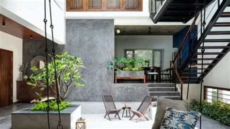modern indian homes built  traditional courtyards