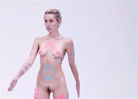 Miley Cyrus Real Topless Uncensored 42 Pics Xhamster