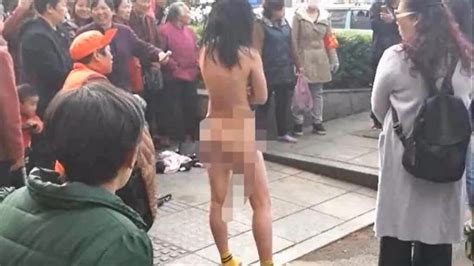 Caught China Thief Strips Naked As A Distraction Sankaku