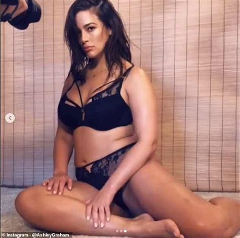 ashley graham shows off her jaw dropping curves while