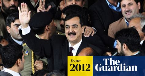 pakistan prime minister gilani refuses to give in to court order