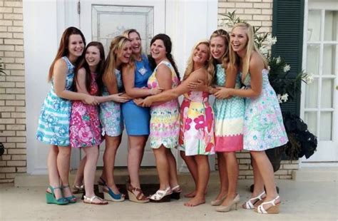 total sorority move 7 sorority poses we can t get enough of