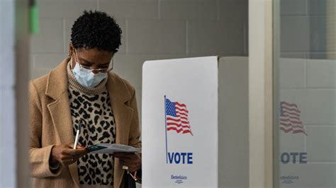 voting  person    quick tips   election day run smooth