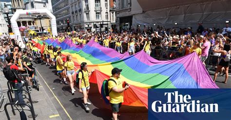 london pride parade 30 000 march as huge crowds line