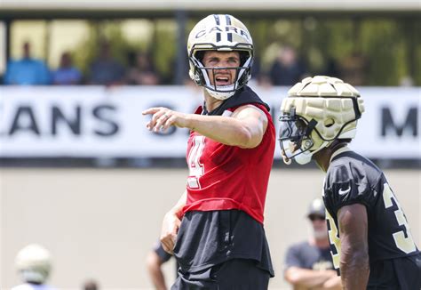 saints players practice during 2nd minicamp in metairie photos