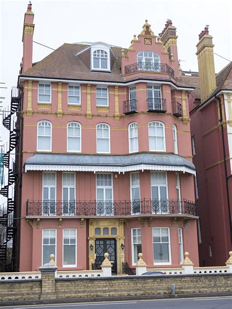 youtube blogger zoella buys £1m five bedroom mansion in brighton